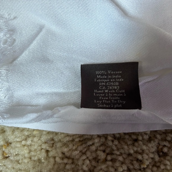 Vince Camuto Long White Scarf - Picture 2 of 7